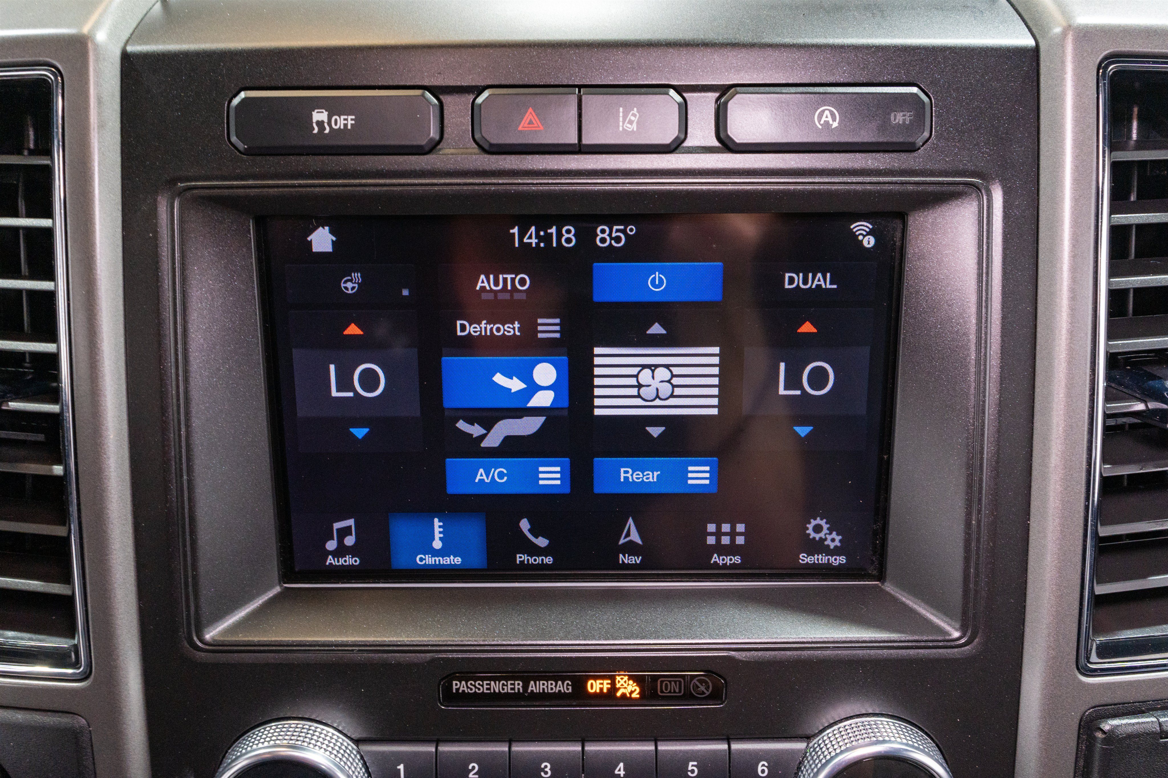Used 2019 Ford Expedition Max XLT w/ Equipment Group 202A RWD image 19