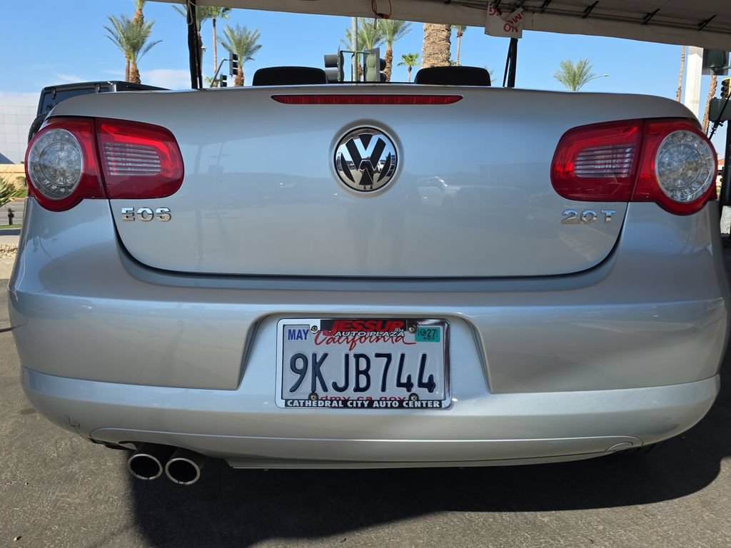 Used 2007 Volkswagen Eos 2.0T FWD image 31