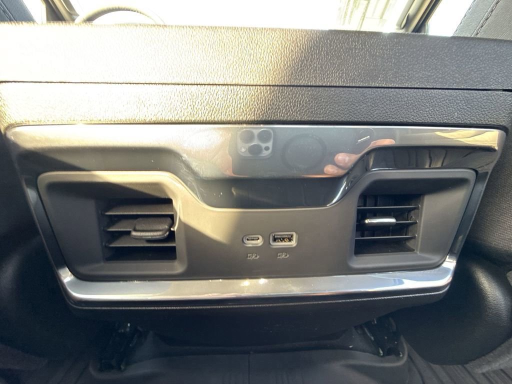 New 2026 GMC Sierra 1500 Elevation image 28