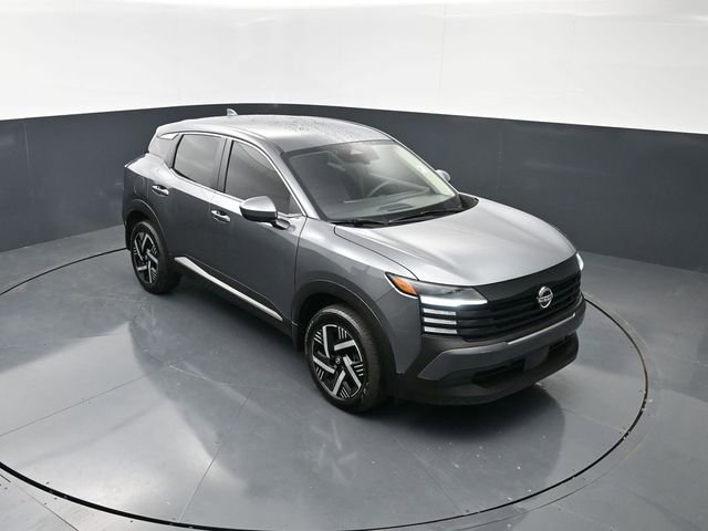 Used 2025 Nissan Kicks SV w/ Charging Package FWD image 19