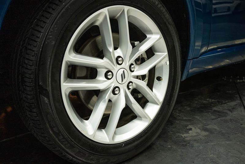 Used 2025 Dodge Durango GT AWD/4WD image 3