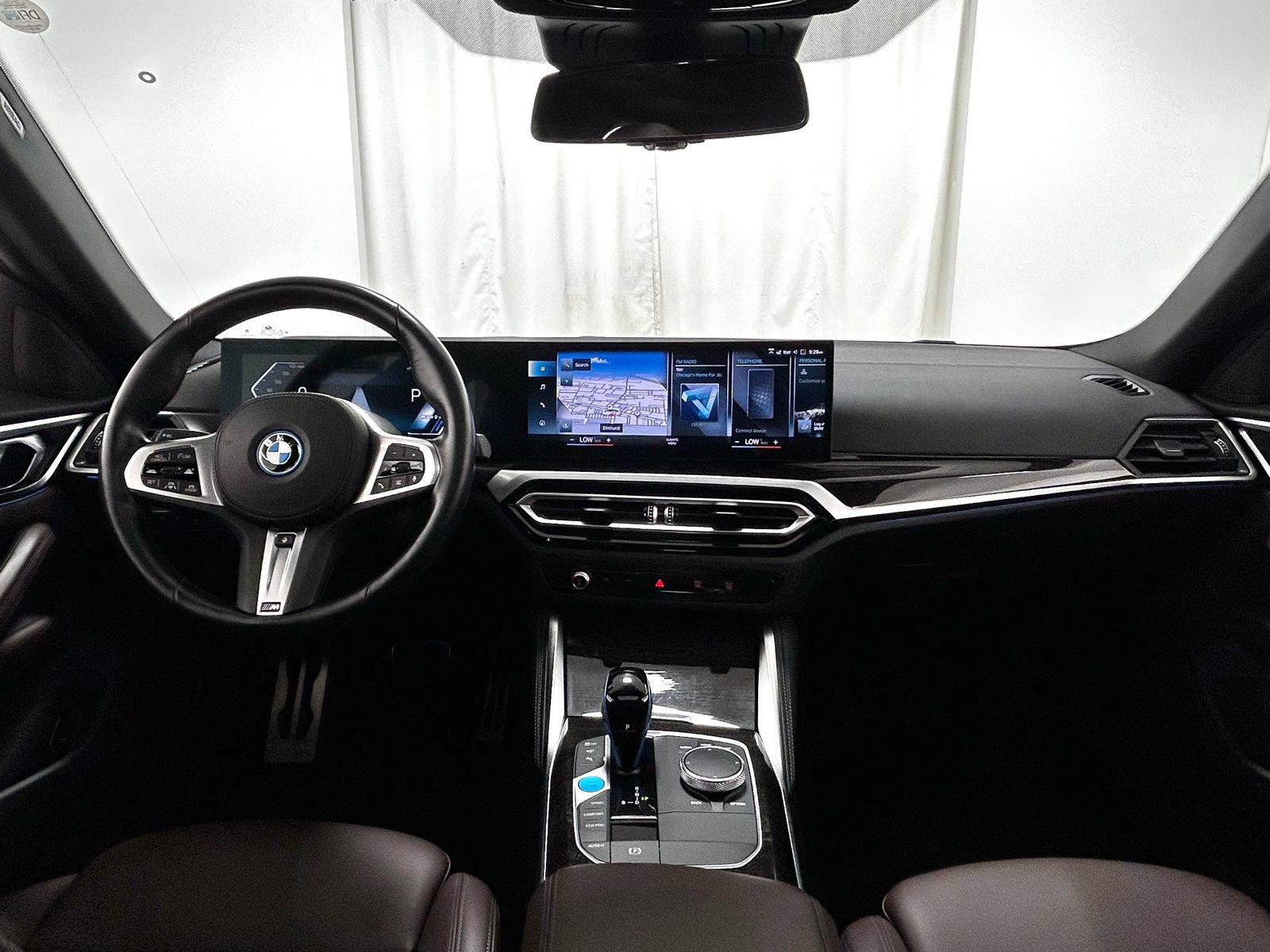 Used 2022 BMW i4 eDrive40 w/ M Sport Package image 8