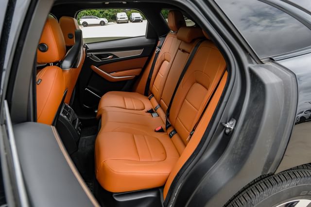 Used 2026 Jaguar F-PACE R-Dynamic S AWD/4WD image 47
