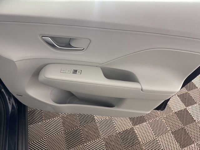 Used 2025 Hyundai Kona Limited AWD/4WD image 20