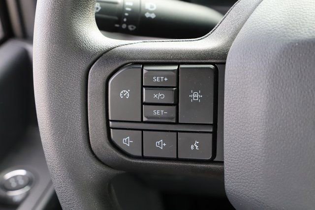 Used 2024 Ford F550 XL 2D Standard Cab image 19