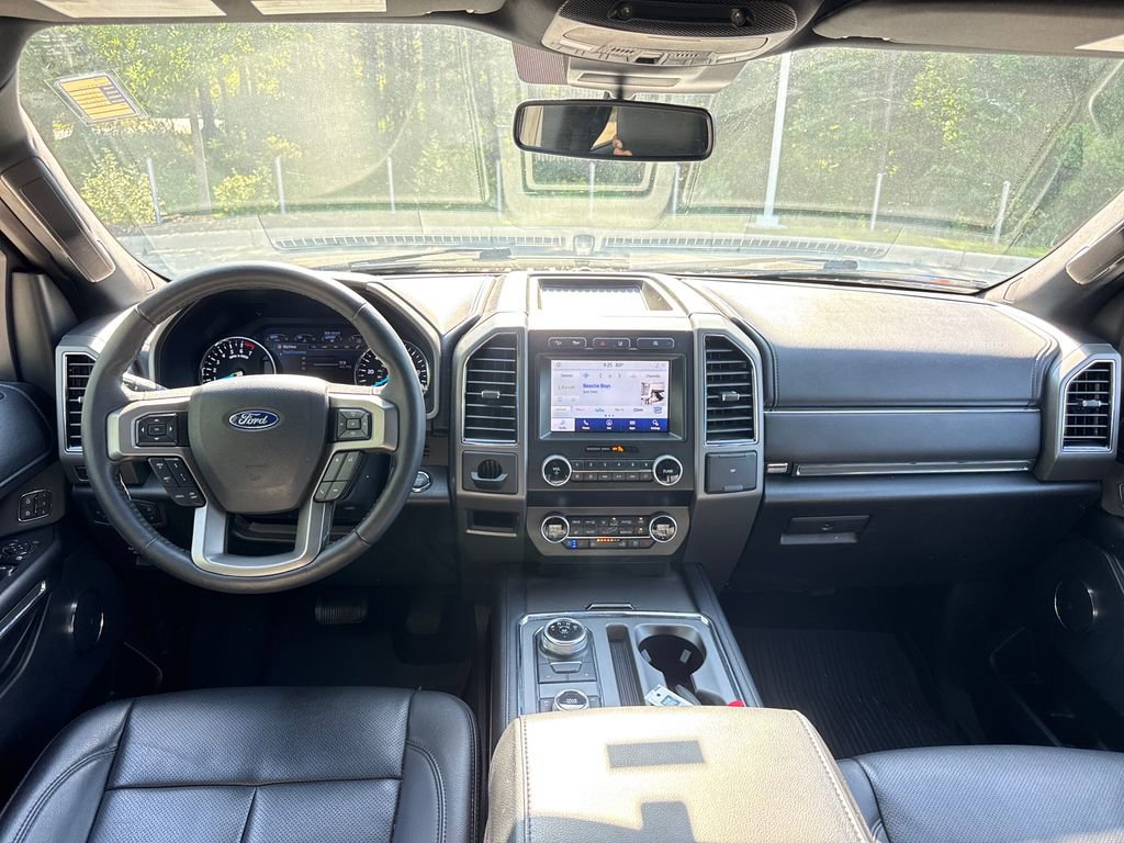 Used 2021 Ford Expedition XLT AWD/4WD image 17