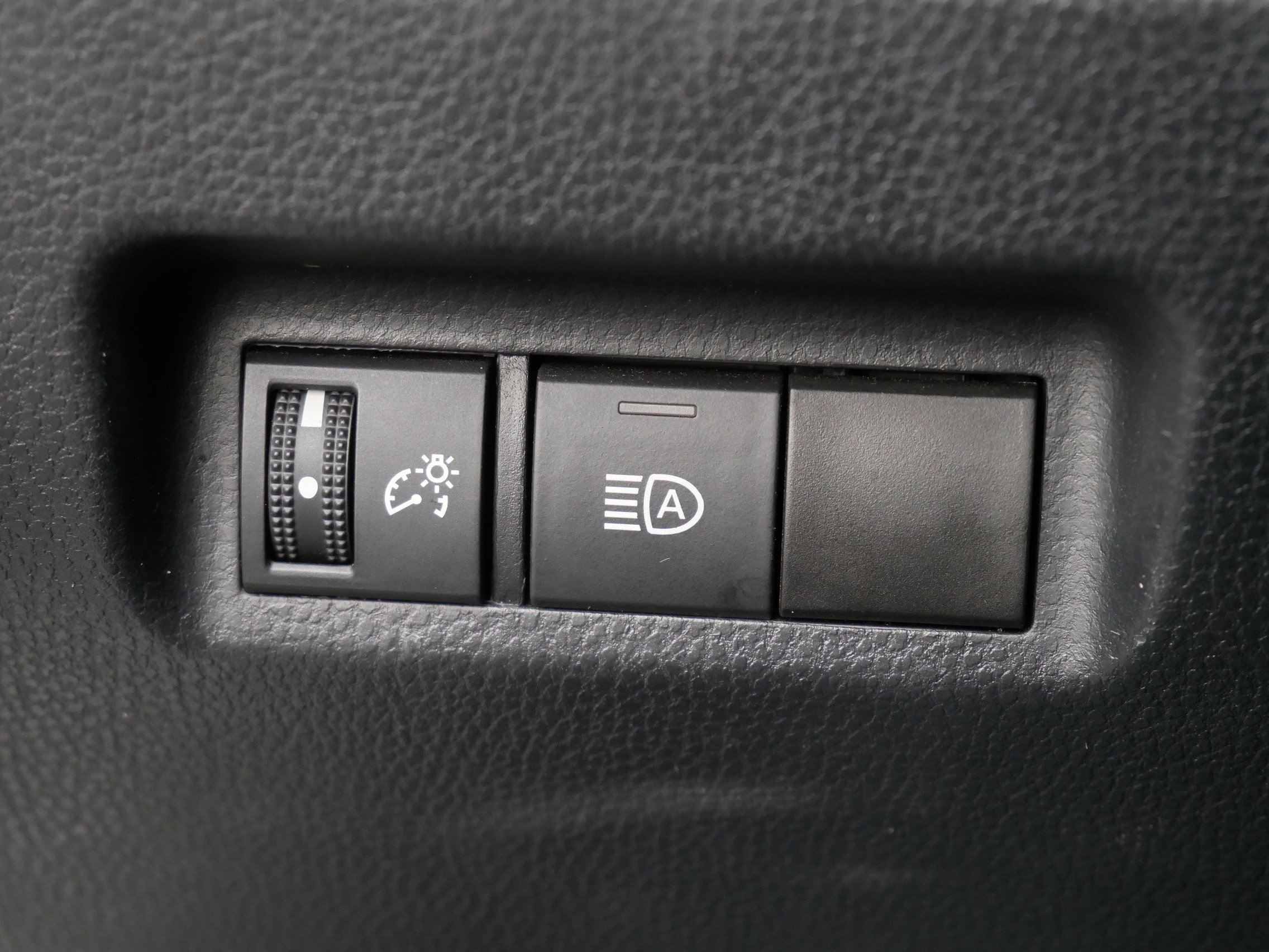 Certified 2023 Toyota RAV4 LE image 26