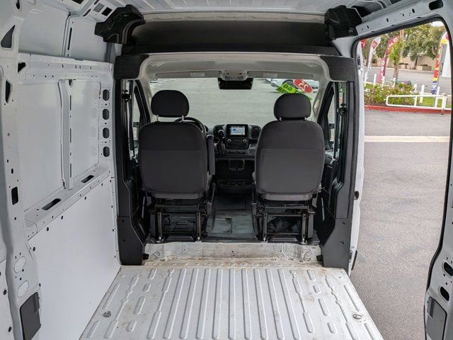 Used 2025 RAM ProMaster 2500 w/ Convenience Group FWD image 10