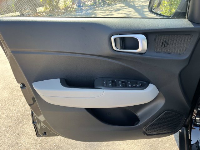 New 2026 Hyundai Venue SEL FWD image 21