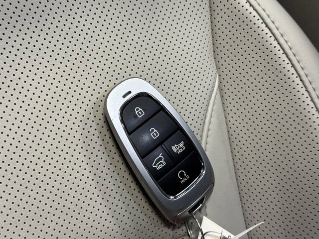 Used 2023 Hyundai Tucson SEL image 28