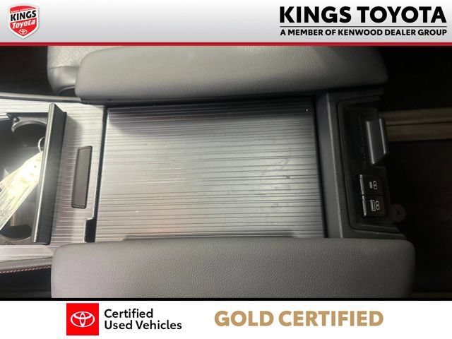 Certified 2024 Toyota Sienna XSE w/ XSE Premium Package FWD image 19