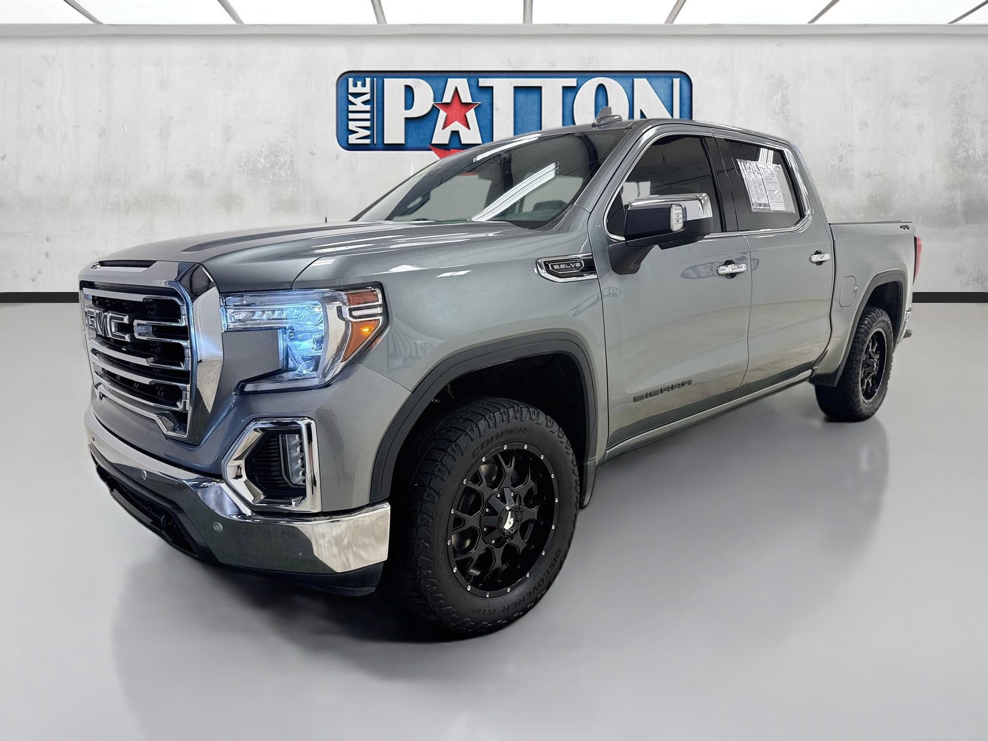 Used 2020 GMC Sierra 1500 SLT w/ SLT Premium Plus Package AWD/4WD image 3