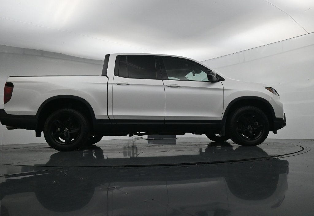Used 2023 Honda Ridgeline Black Edition image 38