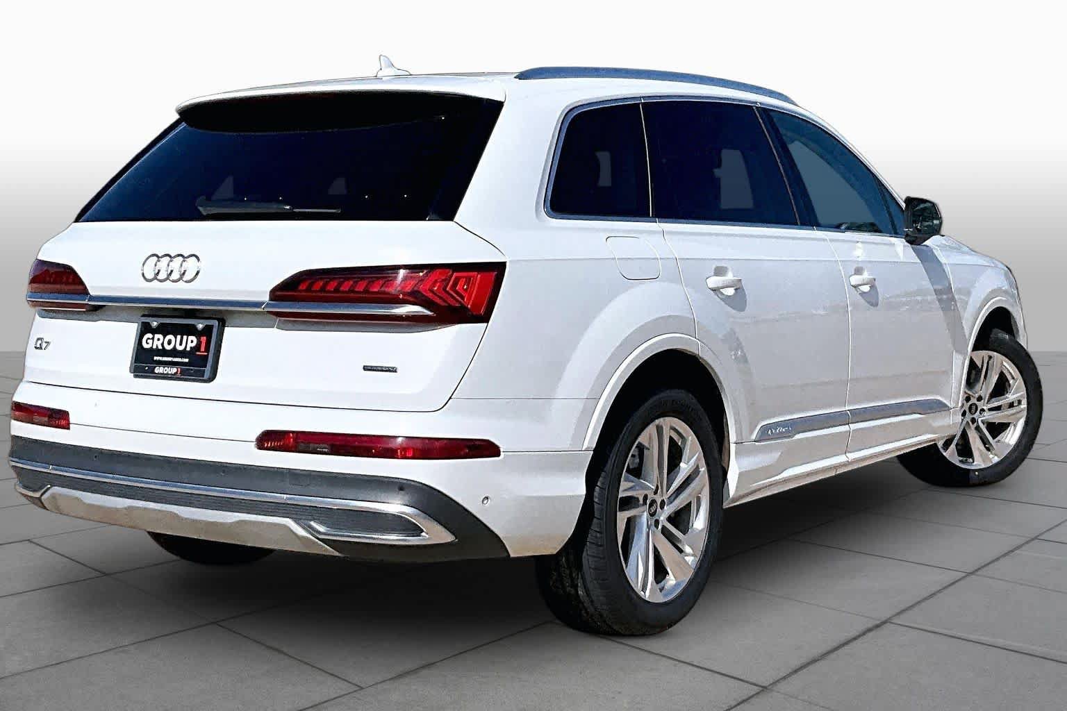 Used 2023 Audi Q7 3.0T Premium Plus AWD/4WD image 12