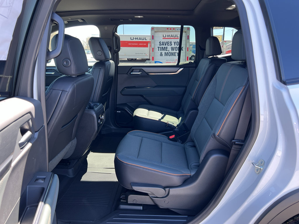 New 2026 GMC Acadia AT4 image 22
