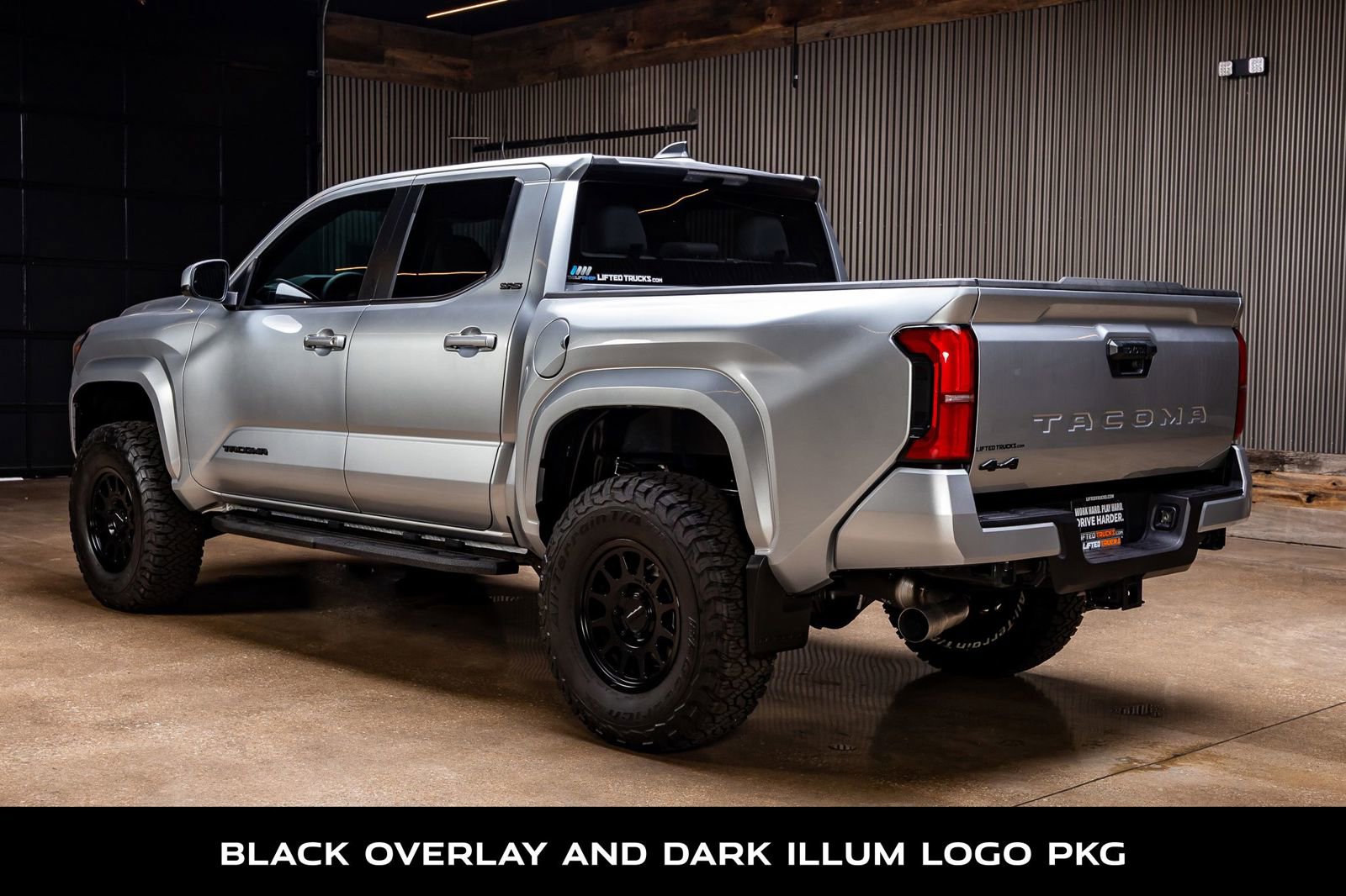 Used 2025 Toyota Tacoma SR5 image 7
