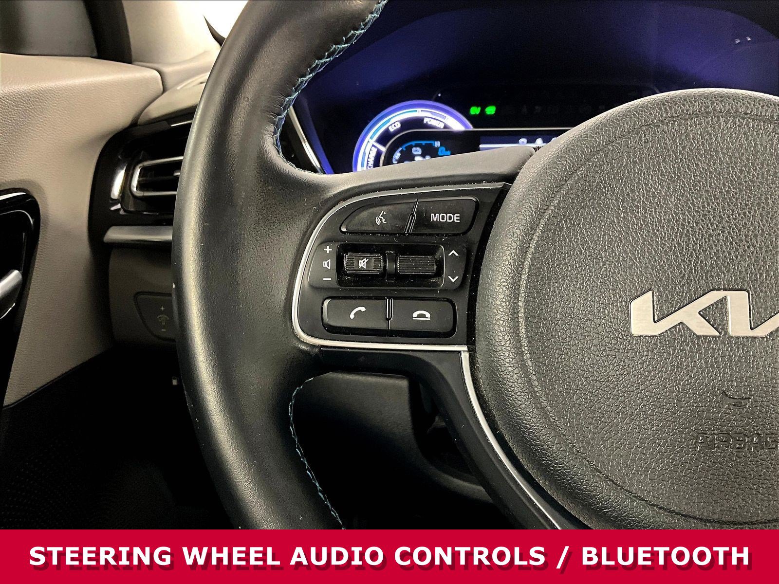 Used 2022 Kia Niro LXS FWD image 10