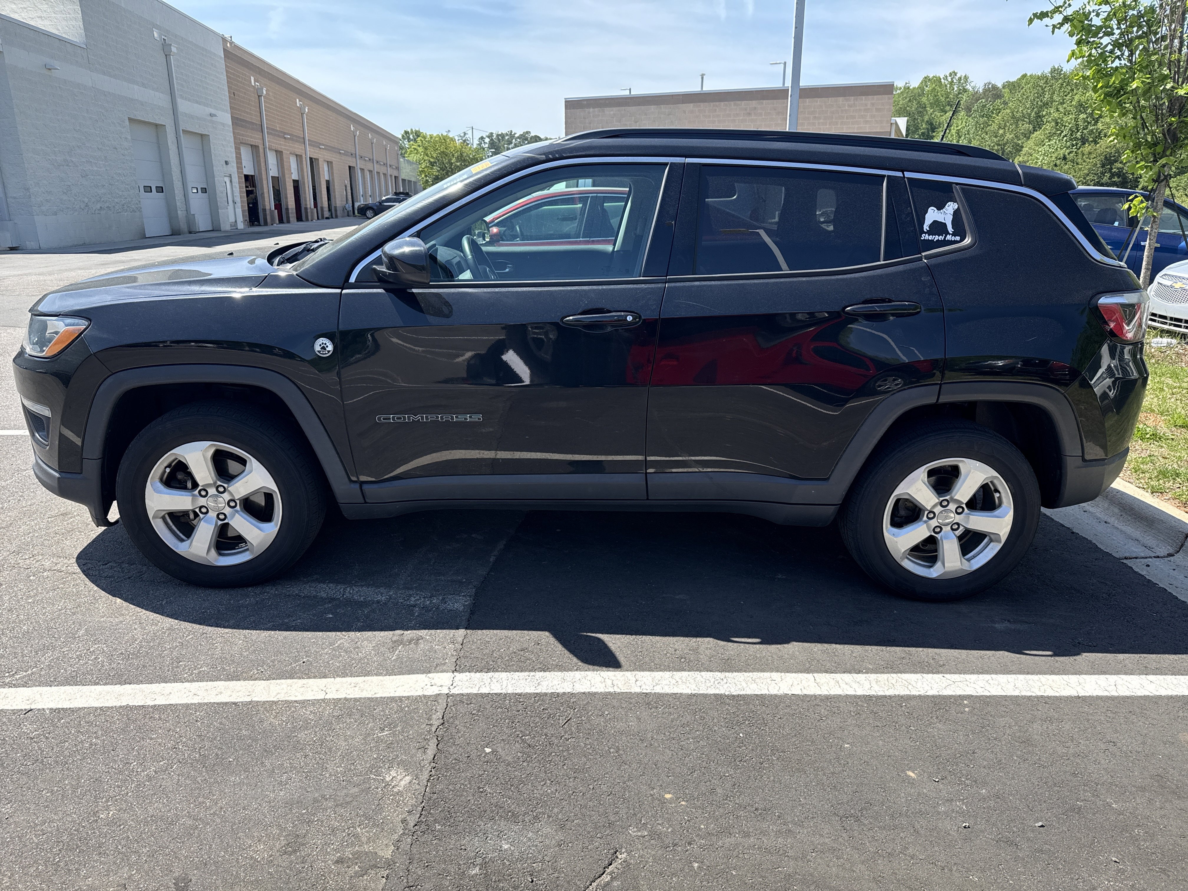 Used 2019 Jeep Compass Latitude w/ Popular Equipment Group image 40