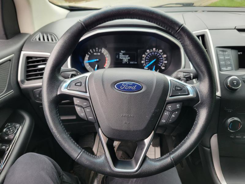 Used 2016 Ford Edge SEL image 23