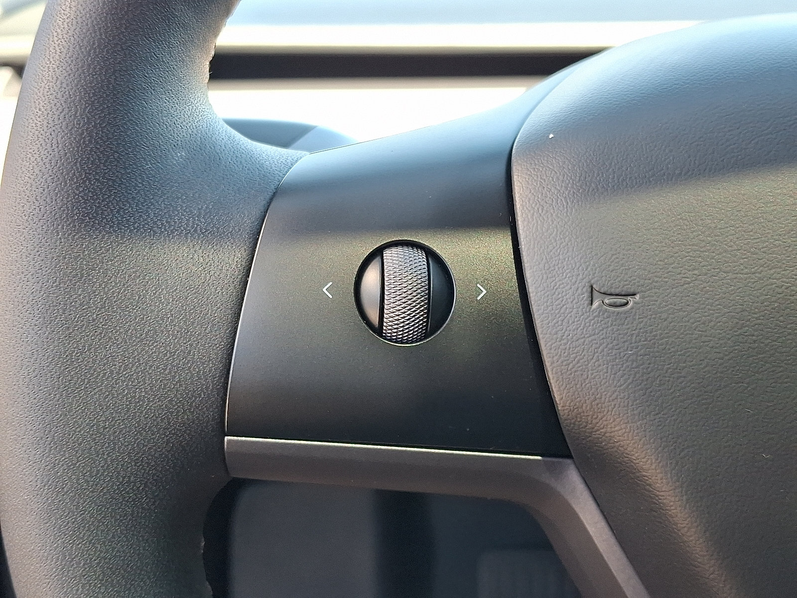 Used 2023 Tesla Model 3 Standard Range RWD image 23