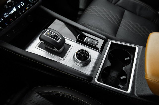 Used 2022 Mitsubishi Outlander SEL image 28