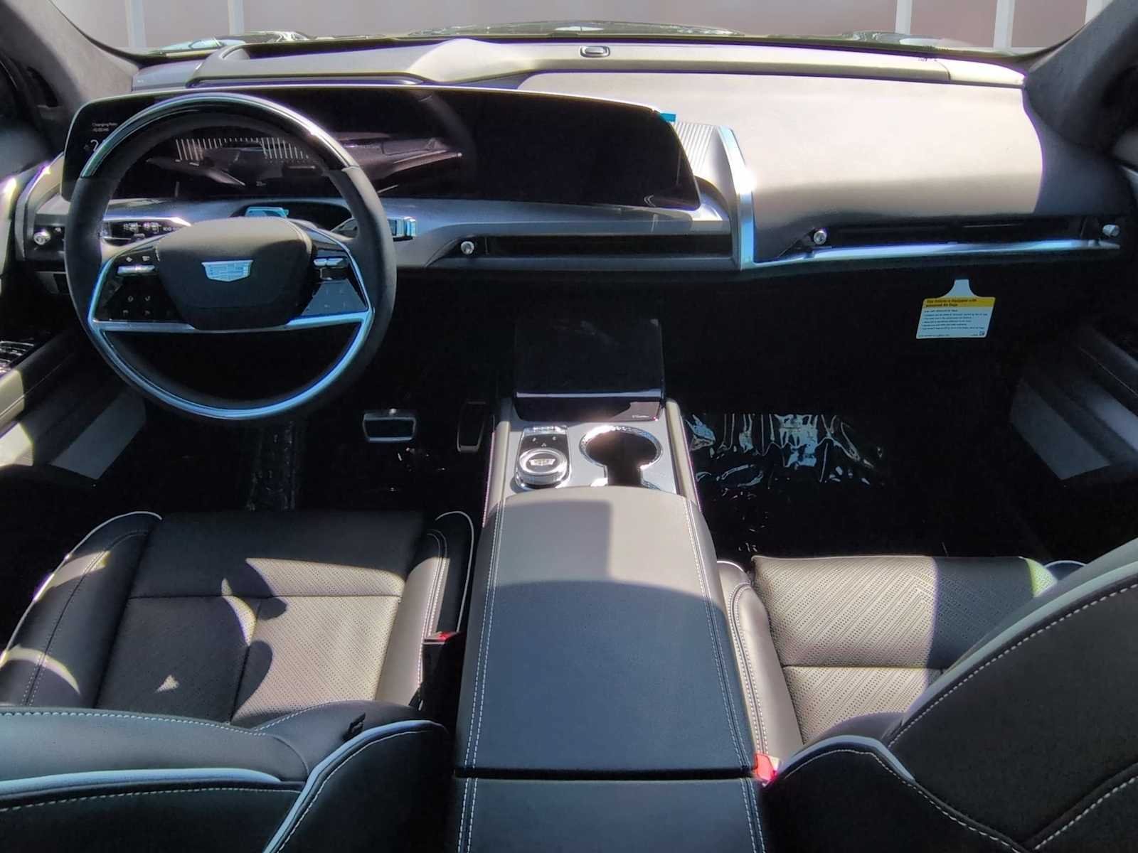 Used 2026 Cadillac Vistiq Premium Luxury AWD/4WD image 13
