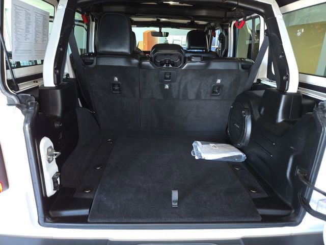 Used 2018 Jeep Wrangler Unlimited Rubicon AWD/4WD image 23