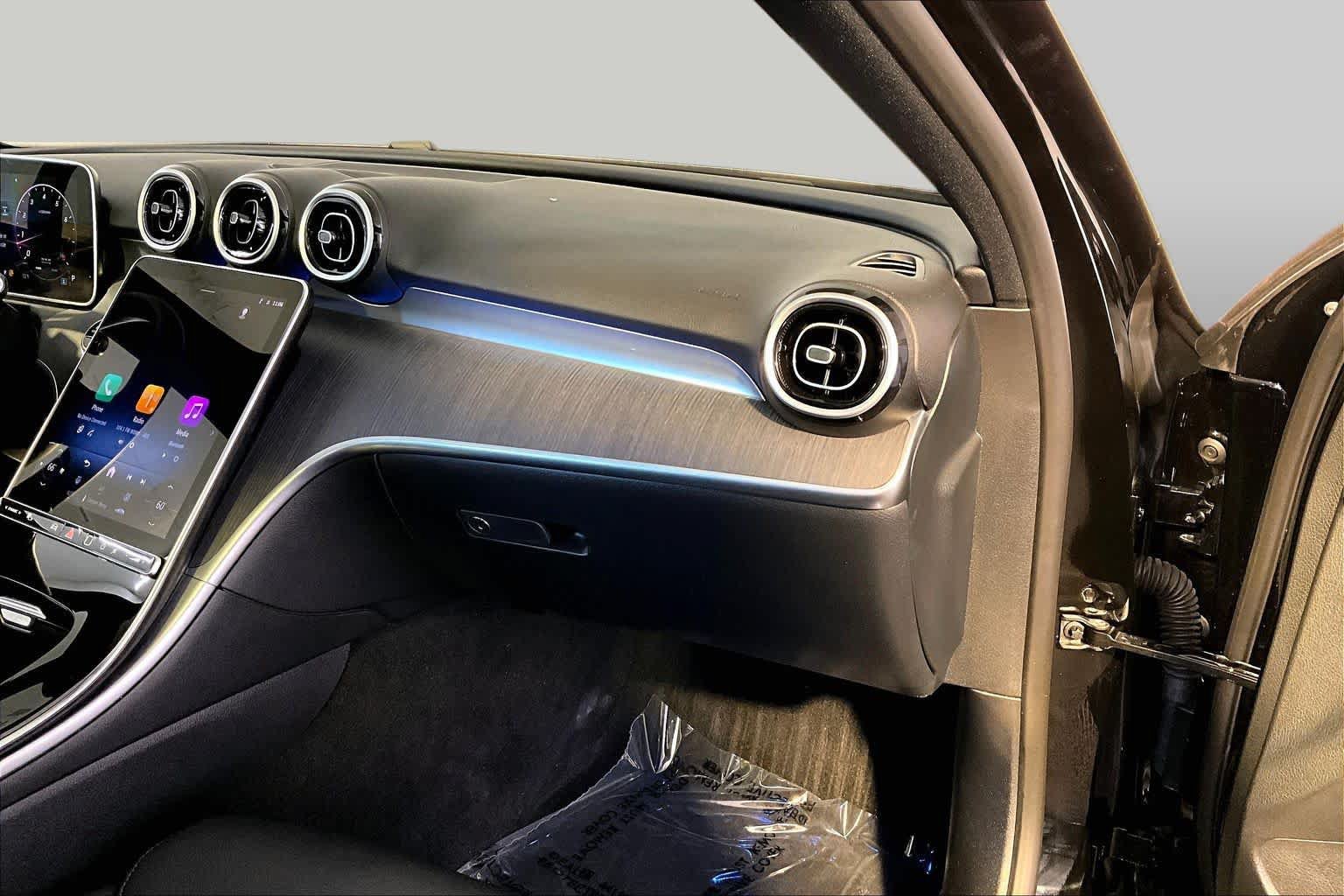 Certified 2026 Mercedes-Benz C 300 4MATIC Sedan image 19