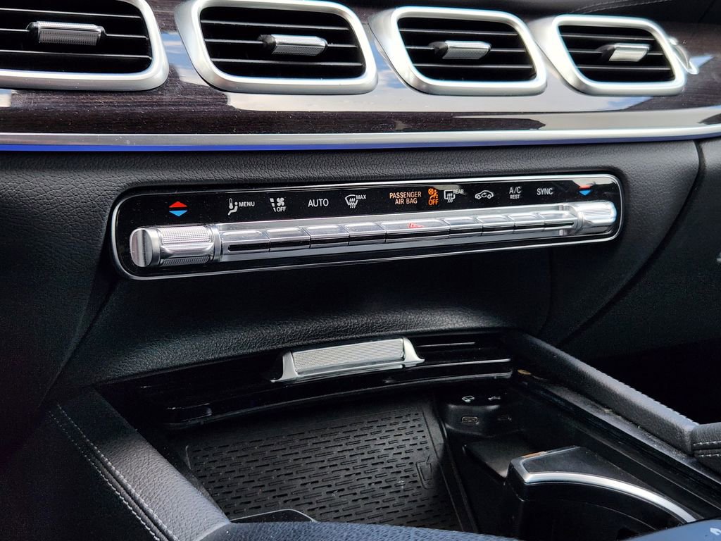 Used 2023 Mercedes-Benz GLS 450 4MATIC image 18