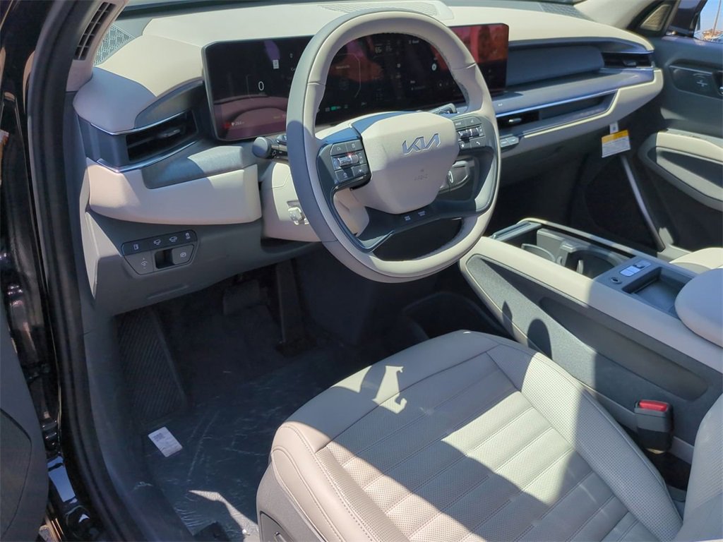 New 2026 Kia EV9 Land image 17
