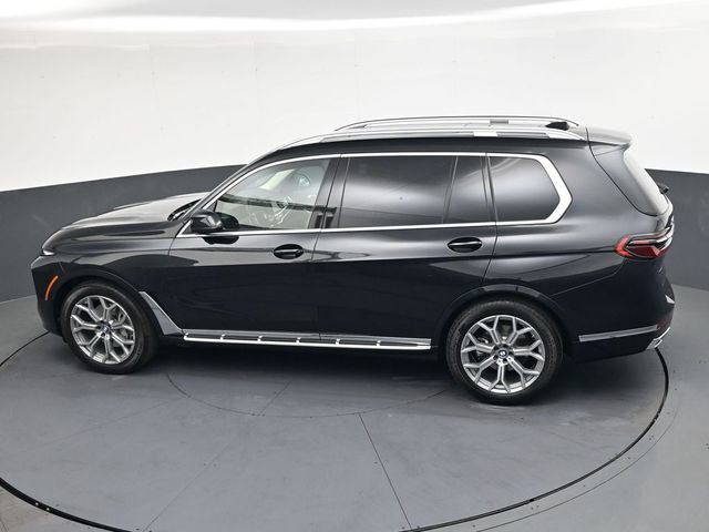 Used 2026 BMW X7 xDrive40i AWD/4WD image 30