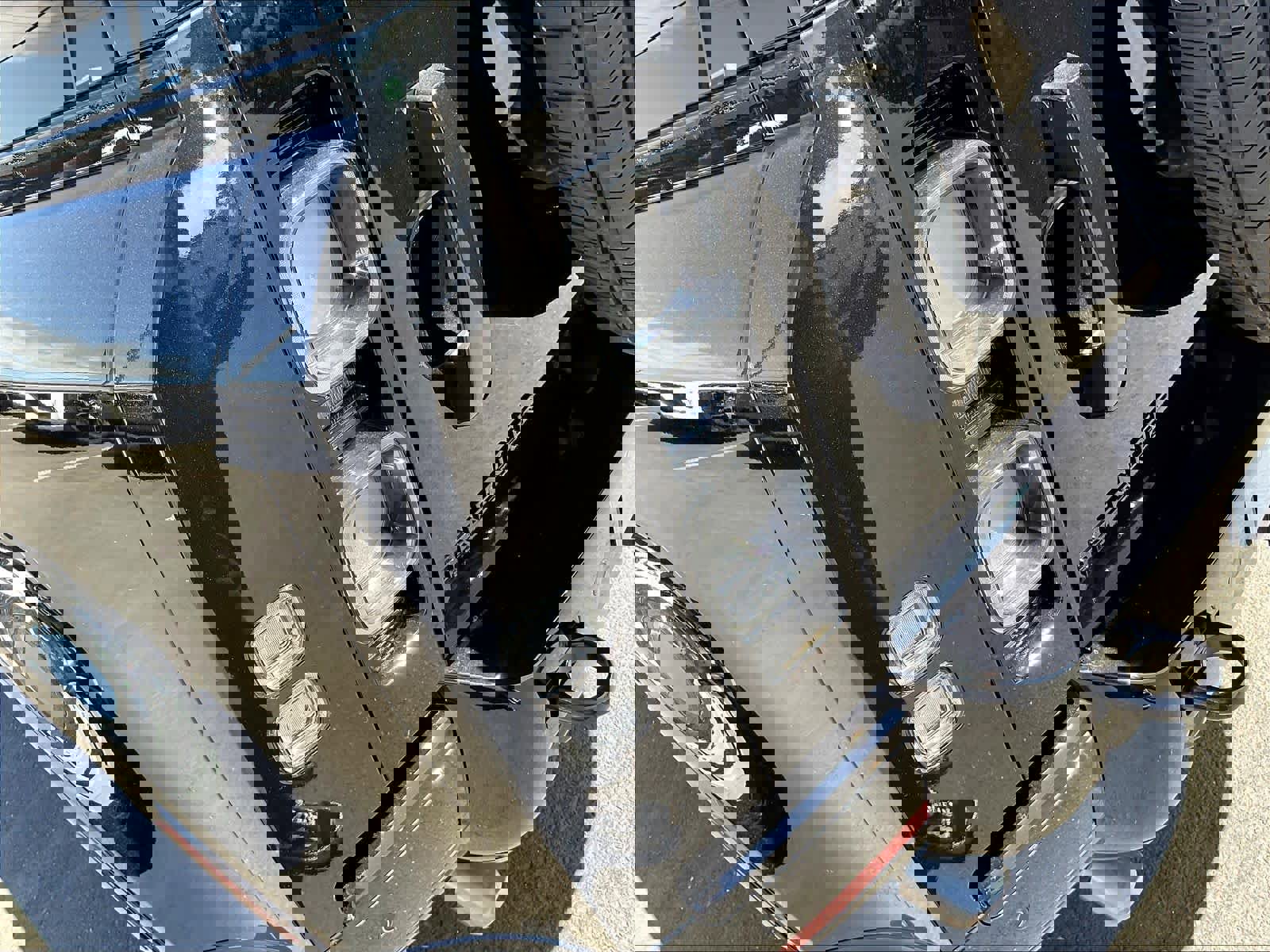 New 2025 Land Rover Defender 90 V8 image 25