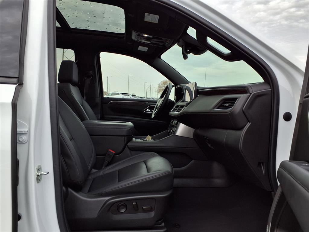 Used 2023 Chevrolet Tahoe Z71 w/ Z71 Off-Road Package AWD/4WD image 25