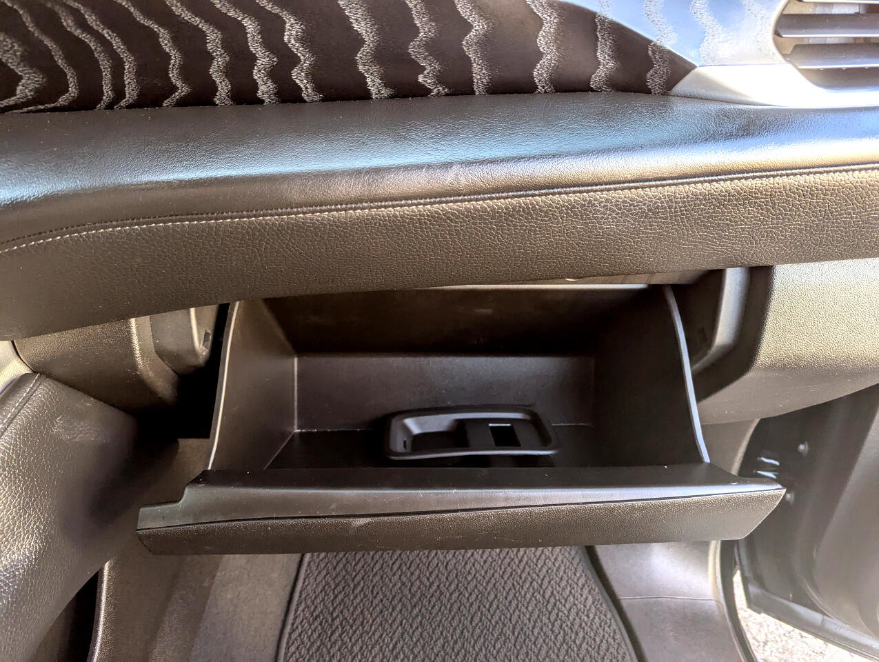 Used 2021 GMC Yukon XL Denali image 34