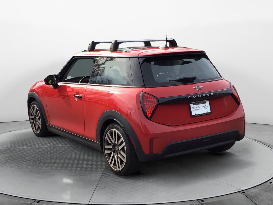 Certified 2025 MINI Cooper S image 5