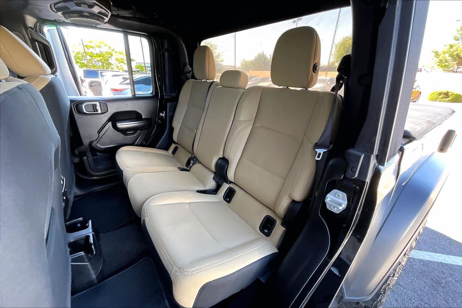 Used 2020 Jeep Gladiator Sport w/ Quick Order Package 24S AWD/4WD image 20