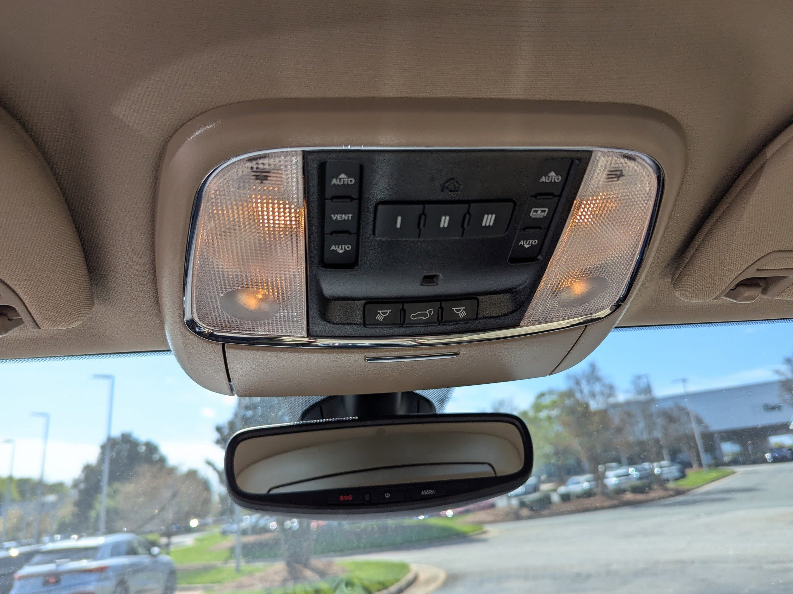 Used 2021 Jeep Grand Cherokee Overland image 29