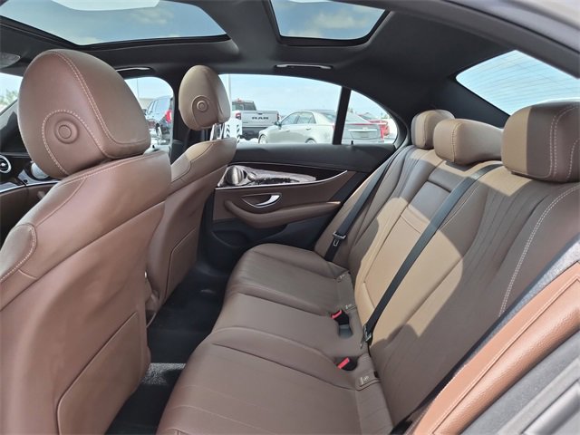 Used 2022 Mercedes-Benz E 350 4MATIC Sedan image 22