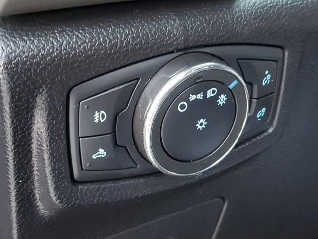 Used 2015 Ford F150 Lariat w/ Equipment Group 502A Luxury image 12