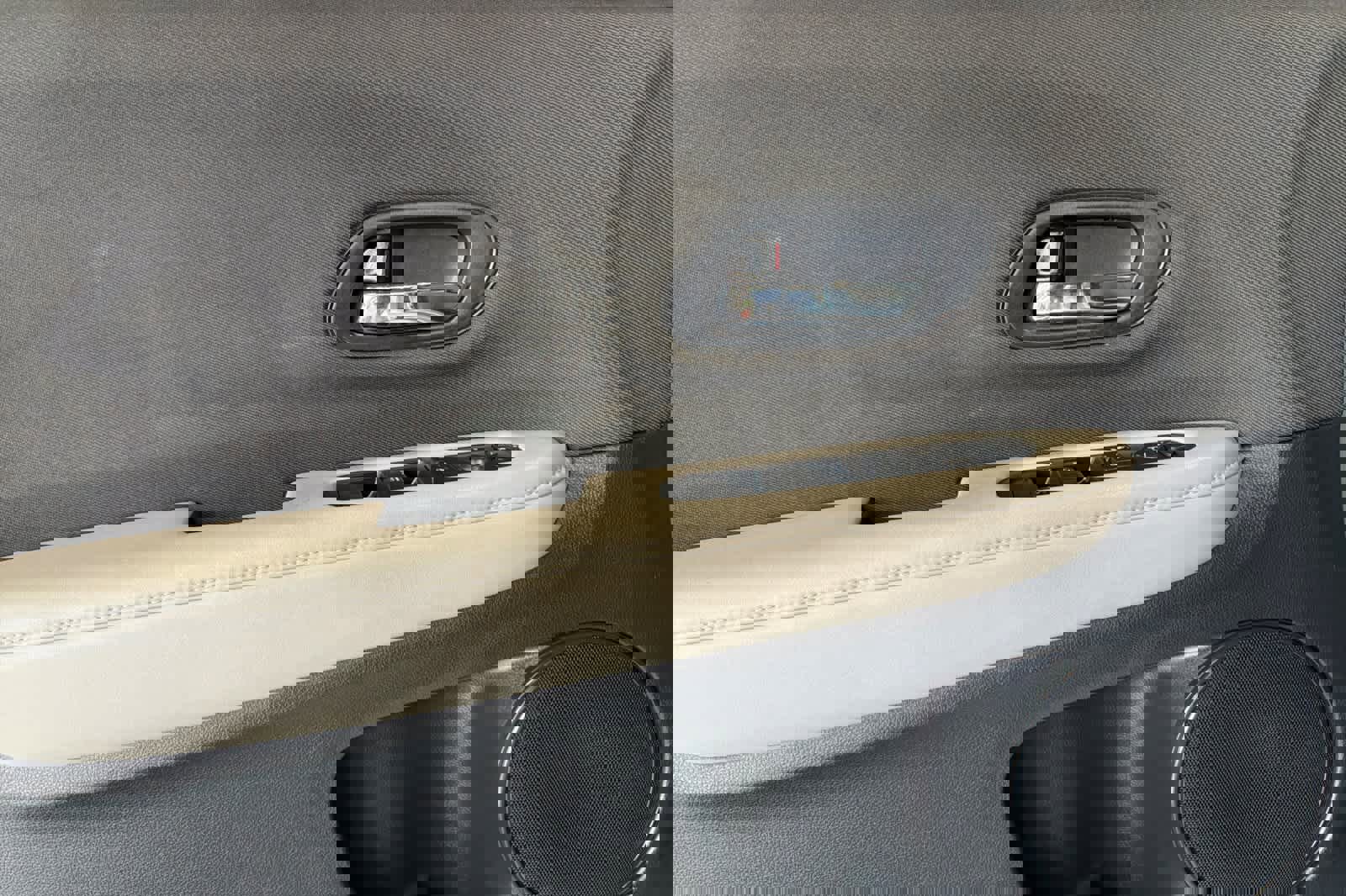 Certified 2021 Honda HR-V LX image 14