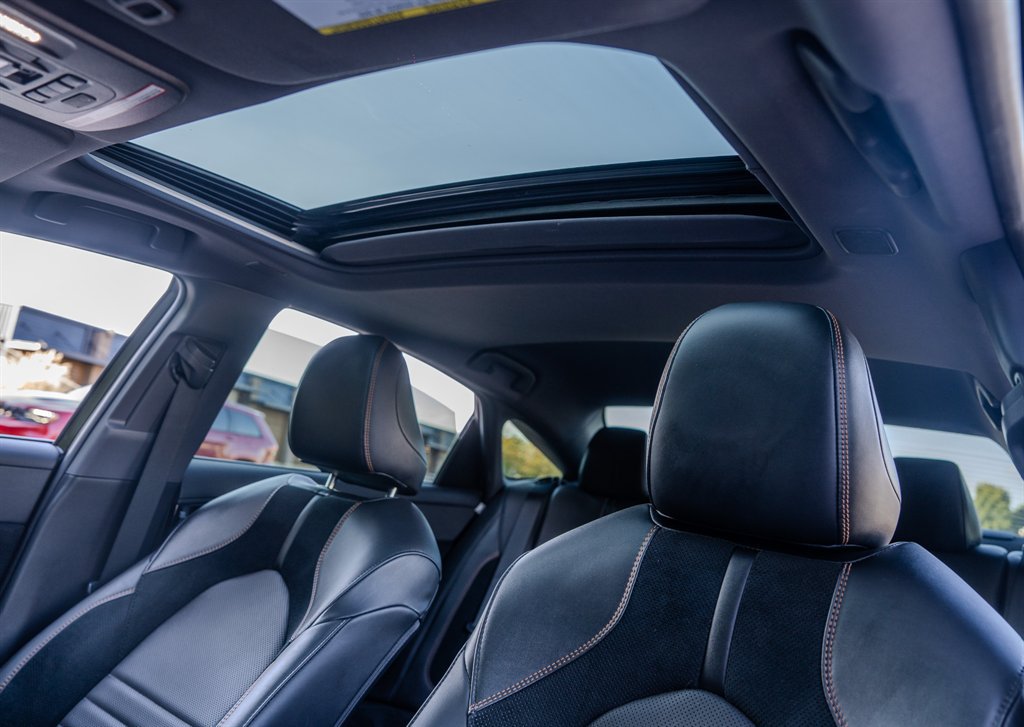 Used 2019 Toyota Avalon Touring w/ Advanced Safety Package FWD image 30
