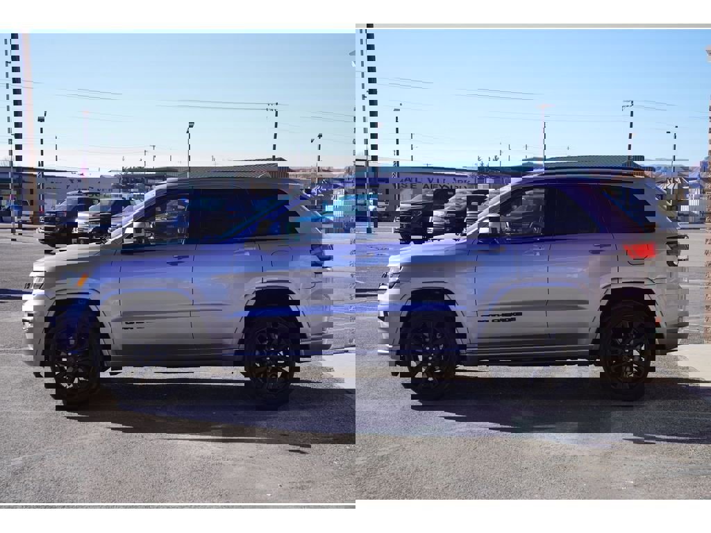 Used 2019 Jeep Grand Cherokee Altitude image 6