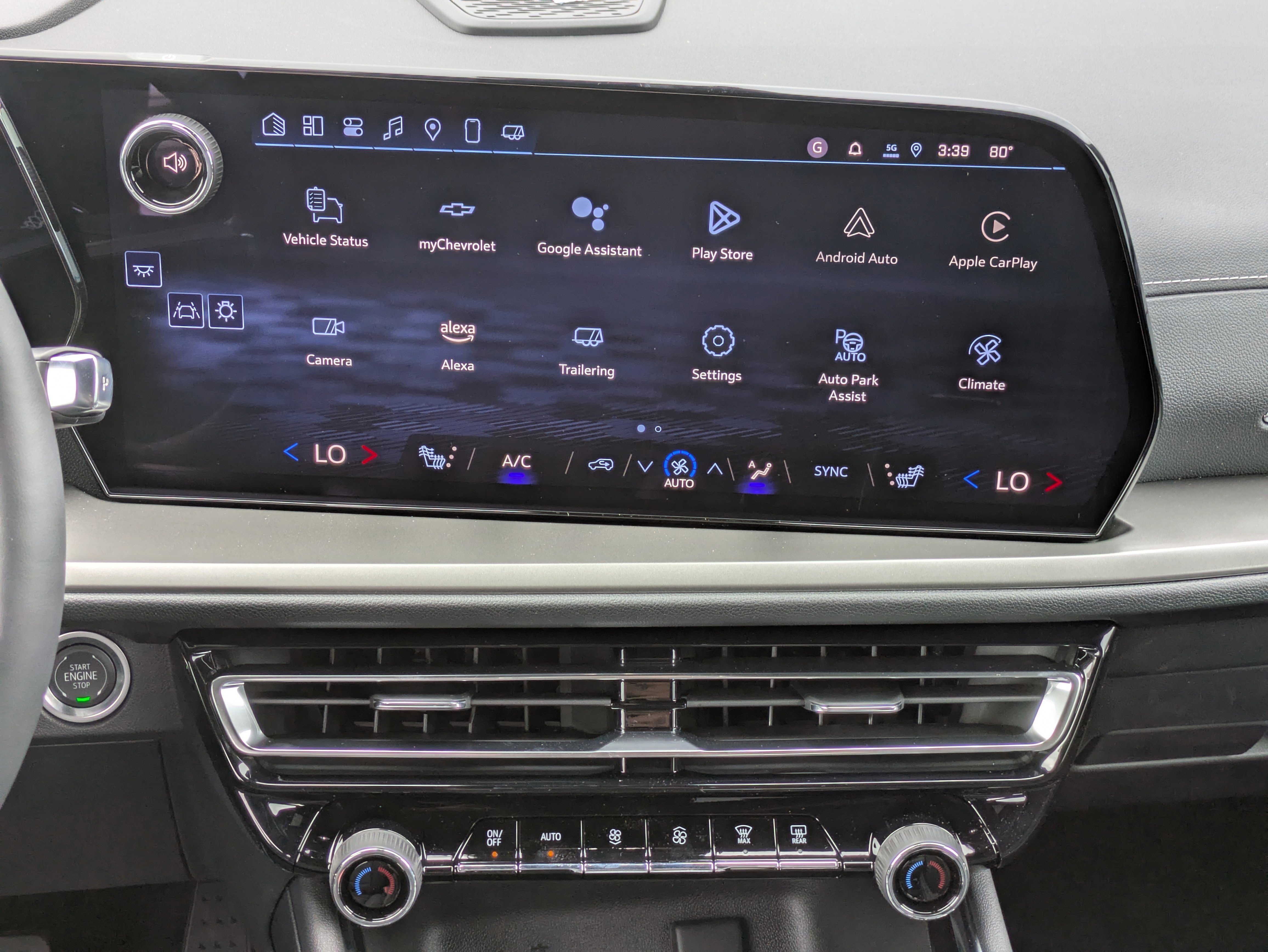 New 2025 Chevrolet Traverse LT w/ Enhanced Driving Package image 5