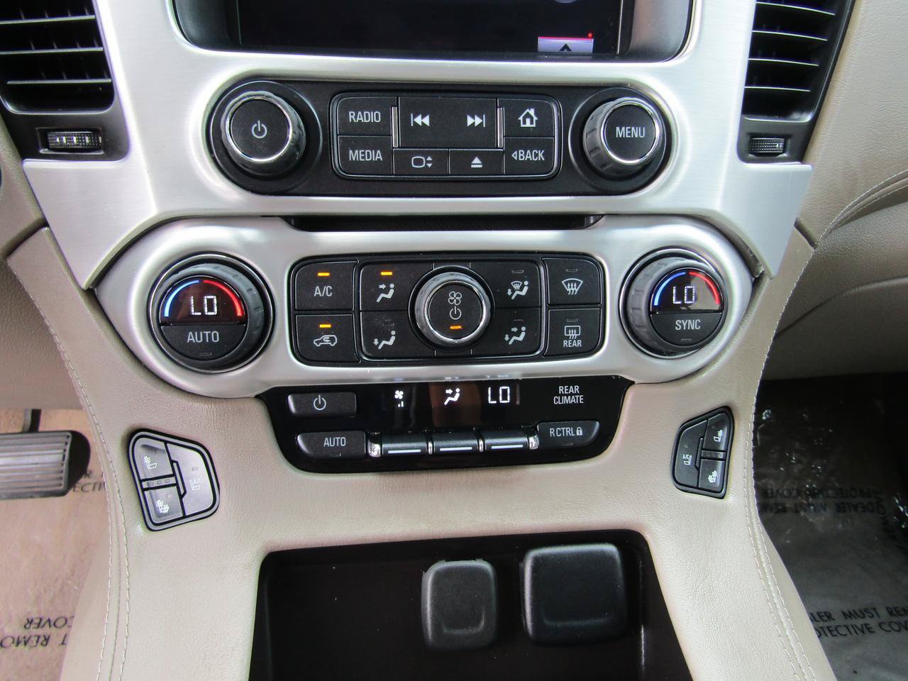 Used 2015 GMC Yukon SLT w/ HD Trailering Package RWD image 21