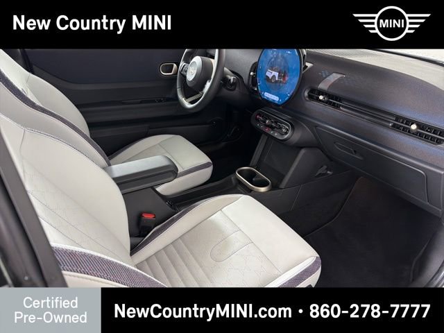 Certified 2025 MINI Cooper 2-Door Hardtop image 18