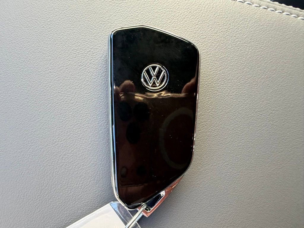 New 2026 Volkswagen ID.4 Pro image 26