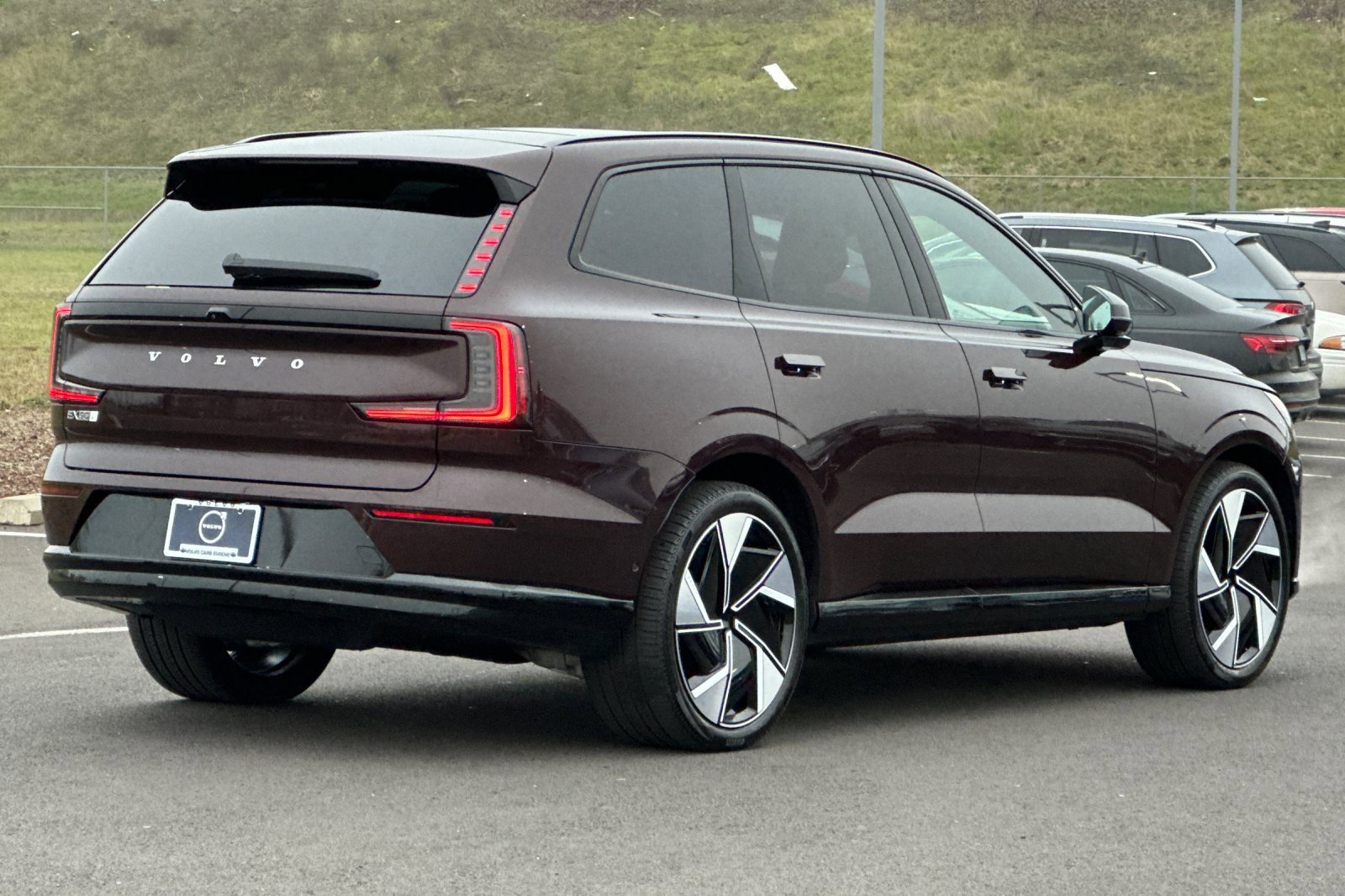 New 2025 Volvo EX90 Ultra image 3