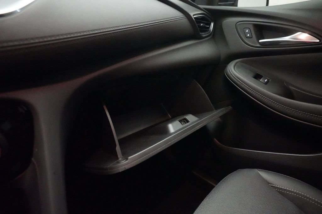Used 2023 Buick Encore GX Select FWD image 29