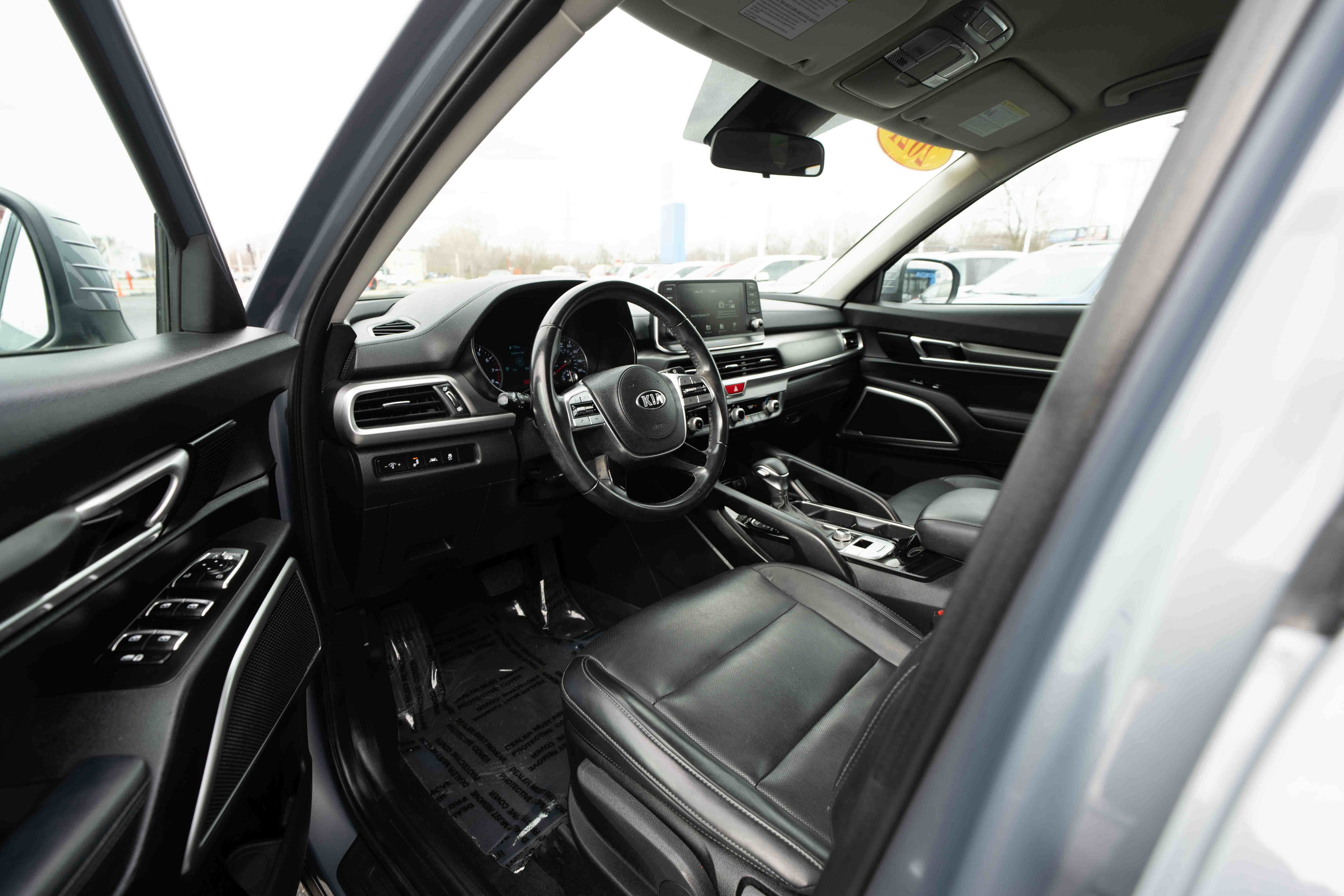 Used 2021 Kia Telluride LX image 8