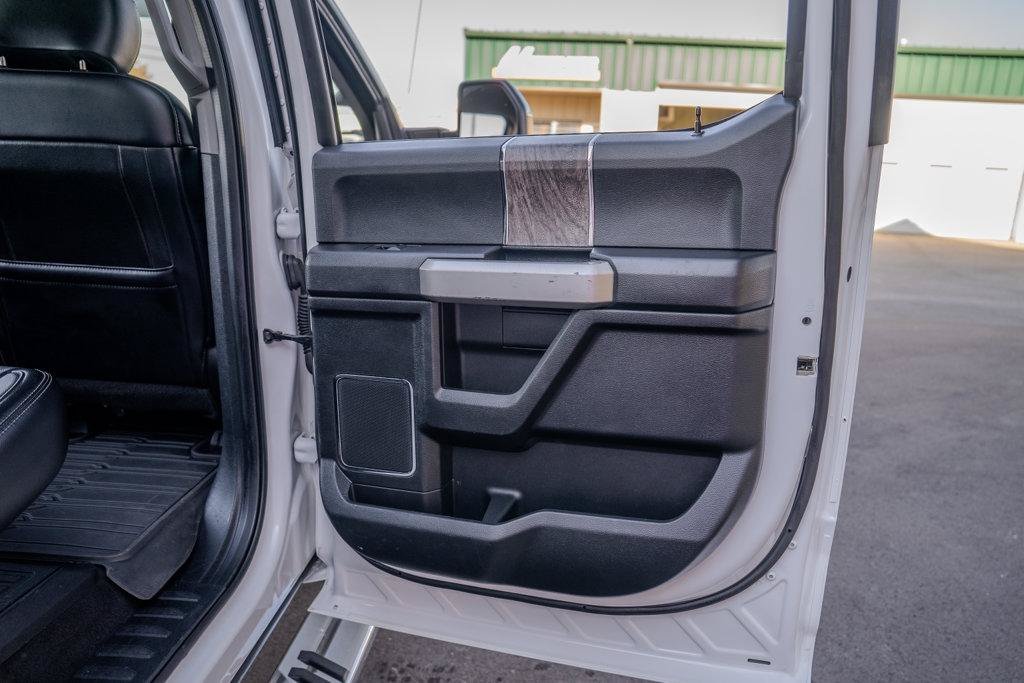 Used 2019 Ford F350 Lariat w/ Chrome Package AWD/4WD image 27